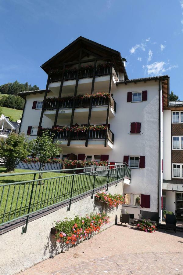 Apartments Casa Metz Santa Cristina Val Gardena Экстерьер фото